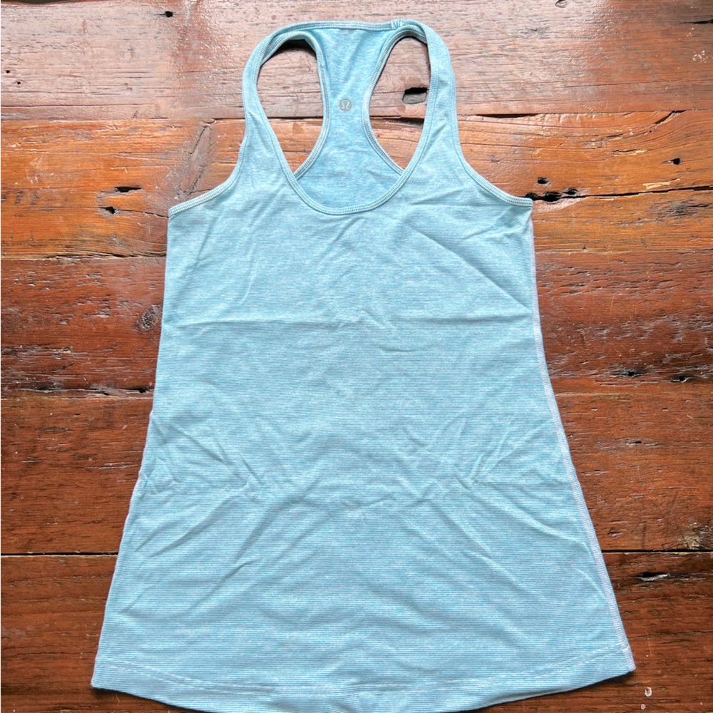LuLuLemon Racer Back Activewear Top